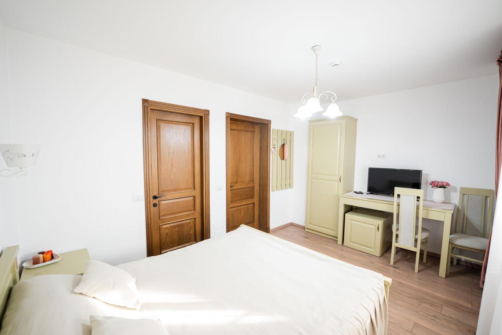 Hotel Casa Andra Siret Esterno foto