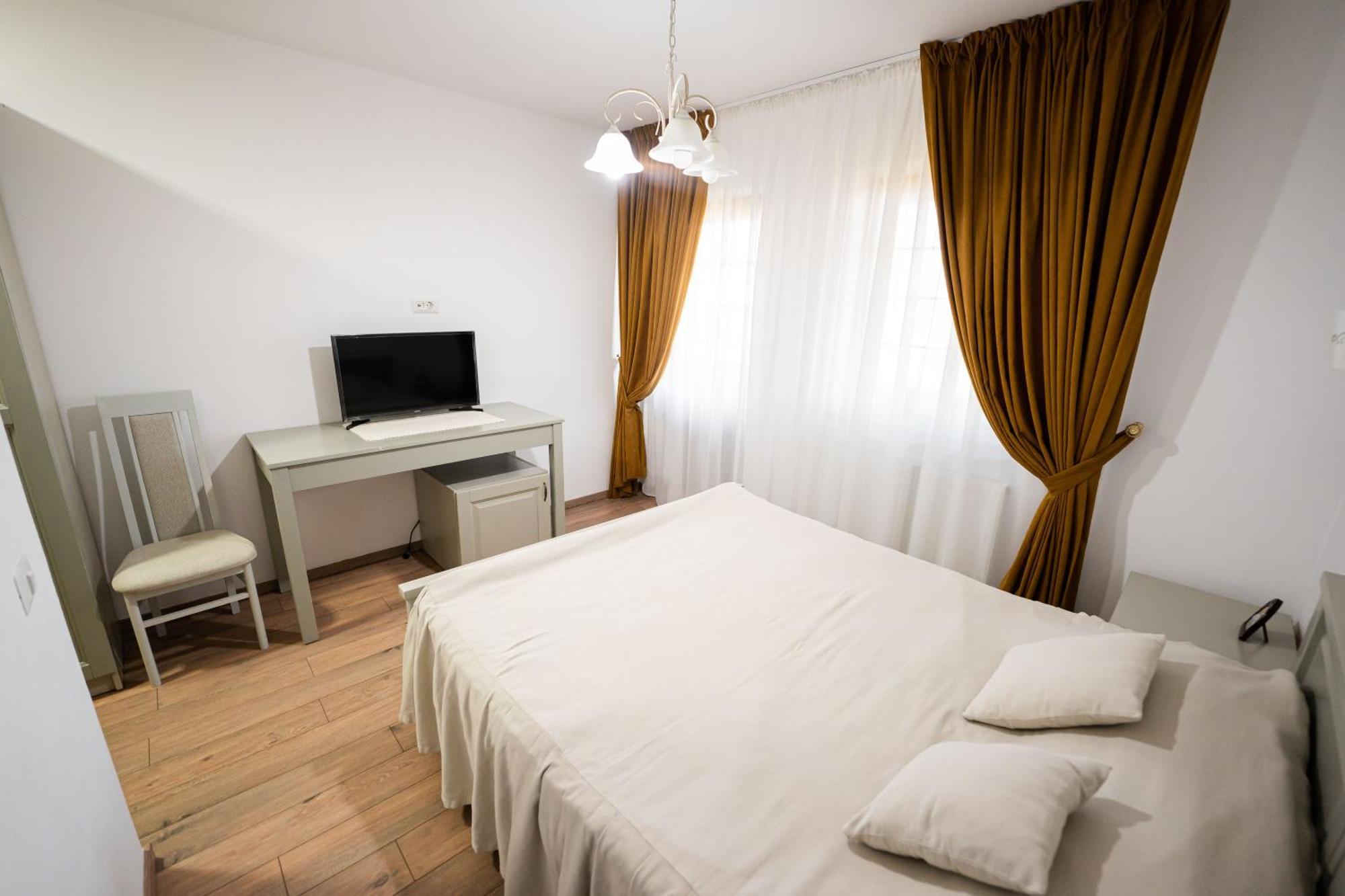 Hotel Casa Andra Siret Esterno foto