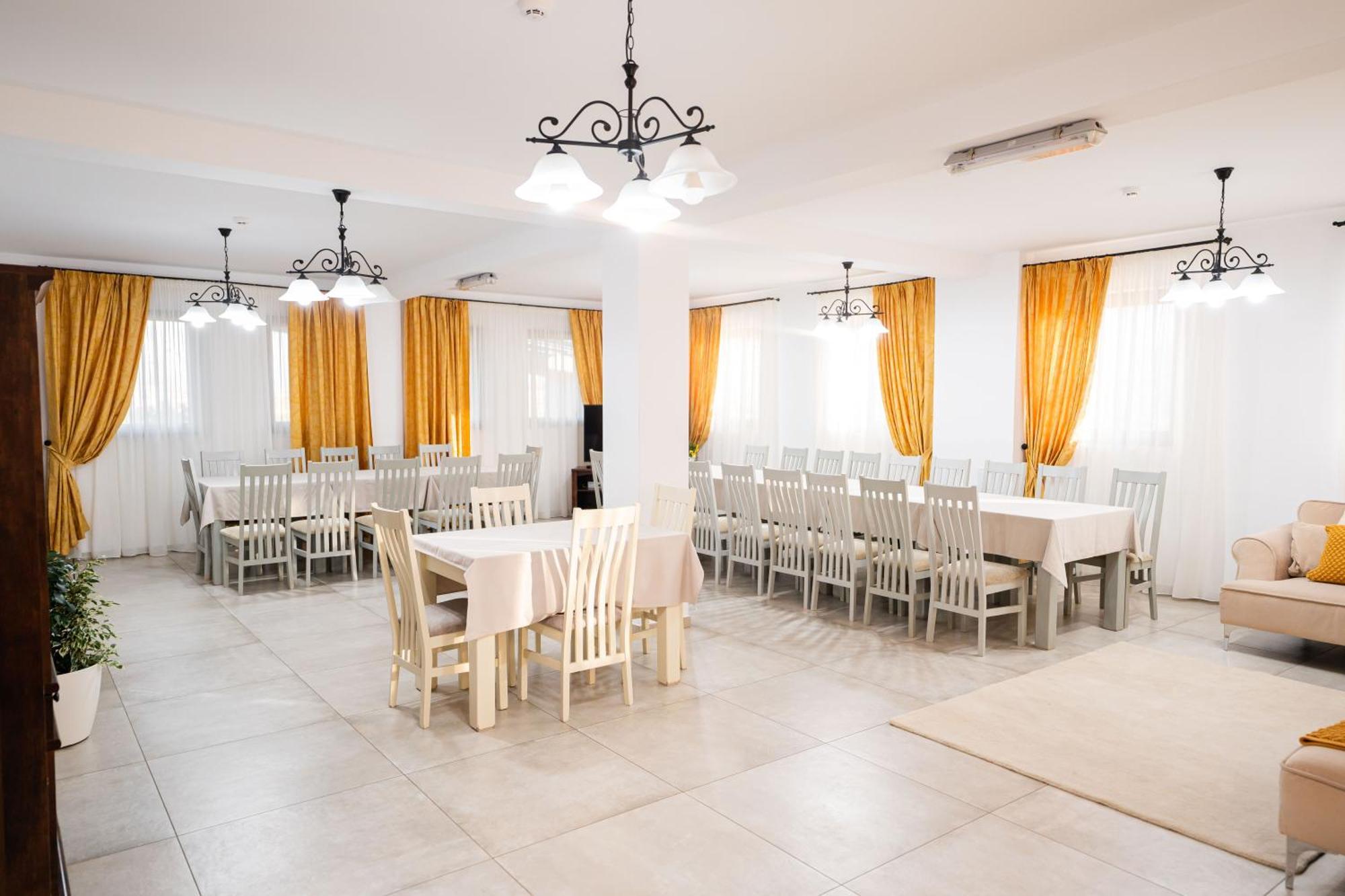 Hotel Casa Andra Siret Esterno foto