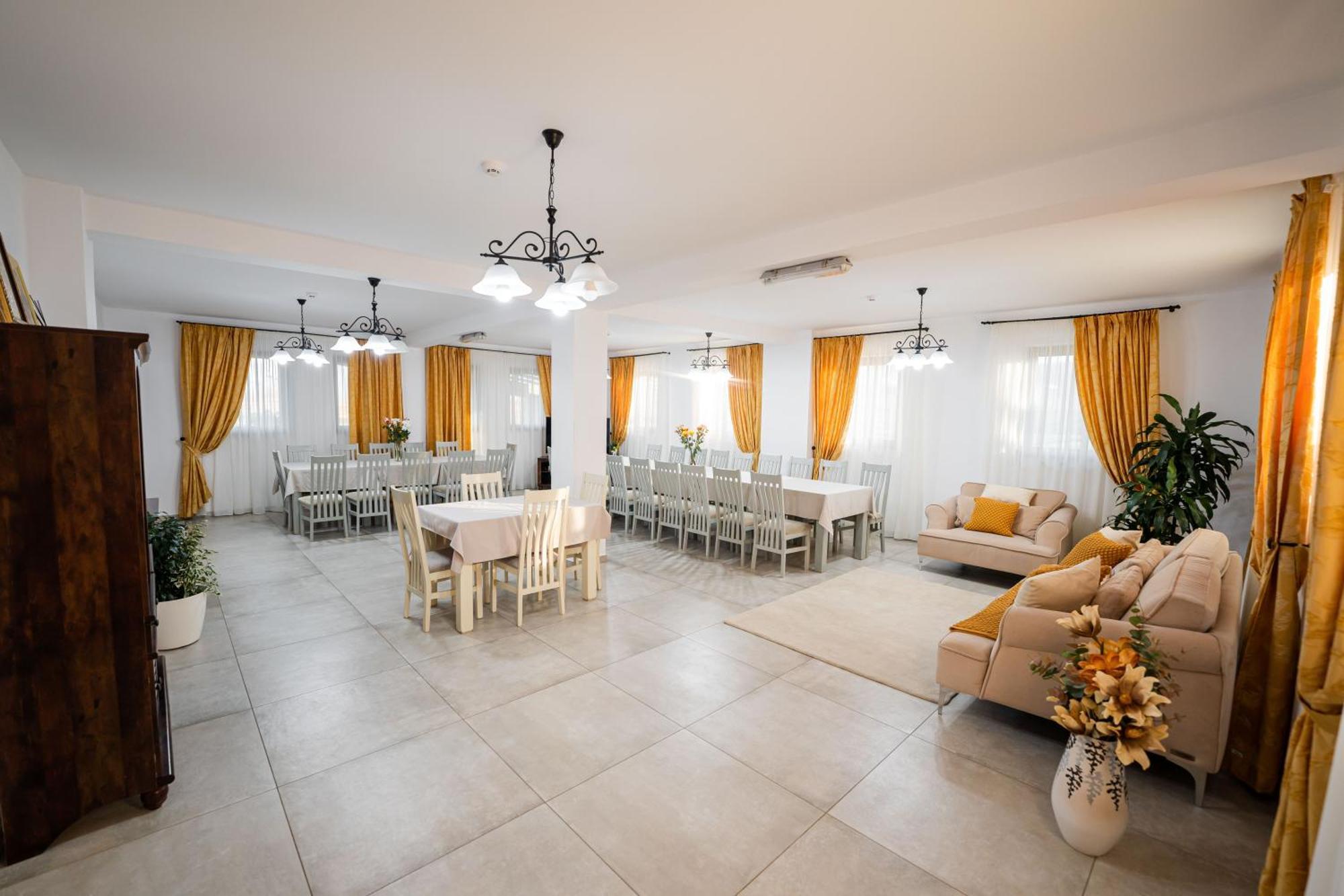 Hotel Casa Andra Siret Esterno foto